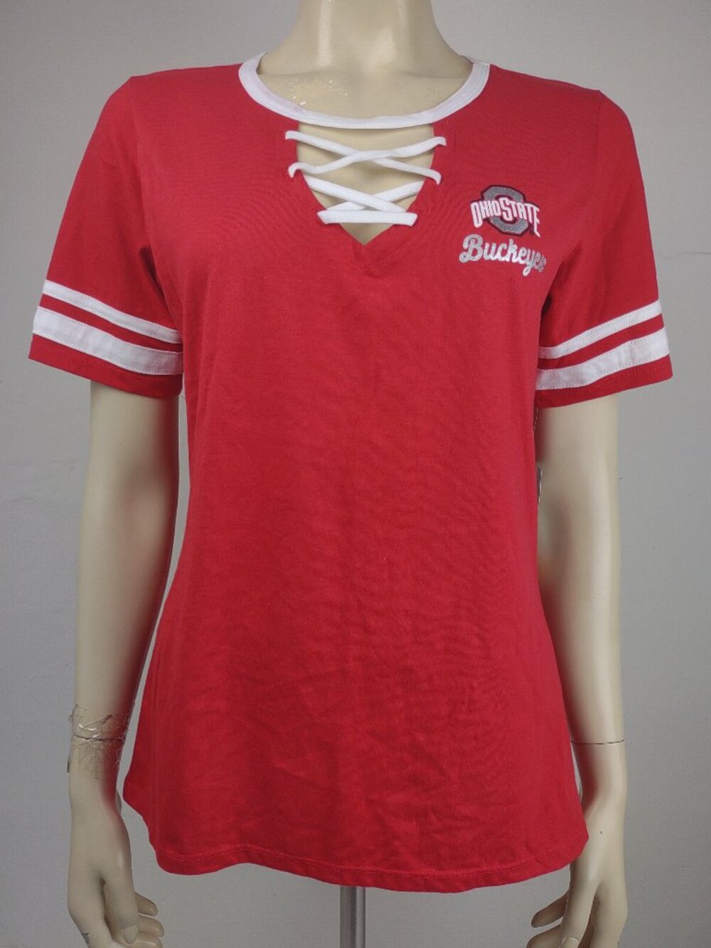 NWT Ohio State Buckeyes red white lace up V-Neck short sleeve tee ladies Medium